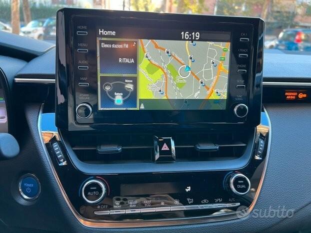 Toyota Corolla Touring Sports 1.8 Hybrid Business