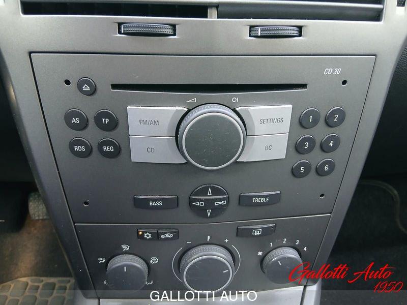 Opel Astra 1.6 105 CV BENZINA MANUALE