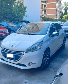 Peugeot 208 Tetto Panoramico 1.4 HDI 68cv