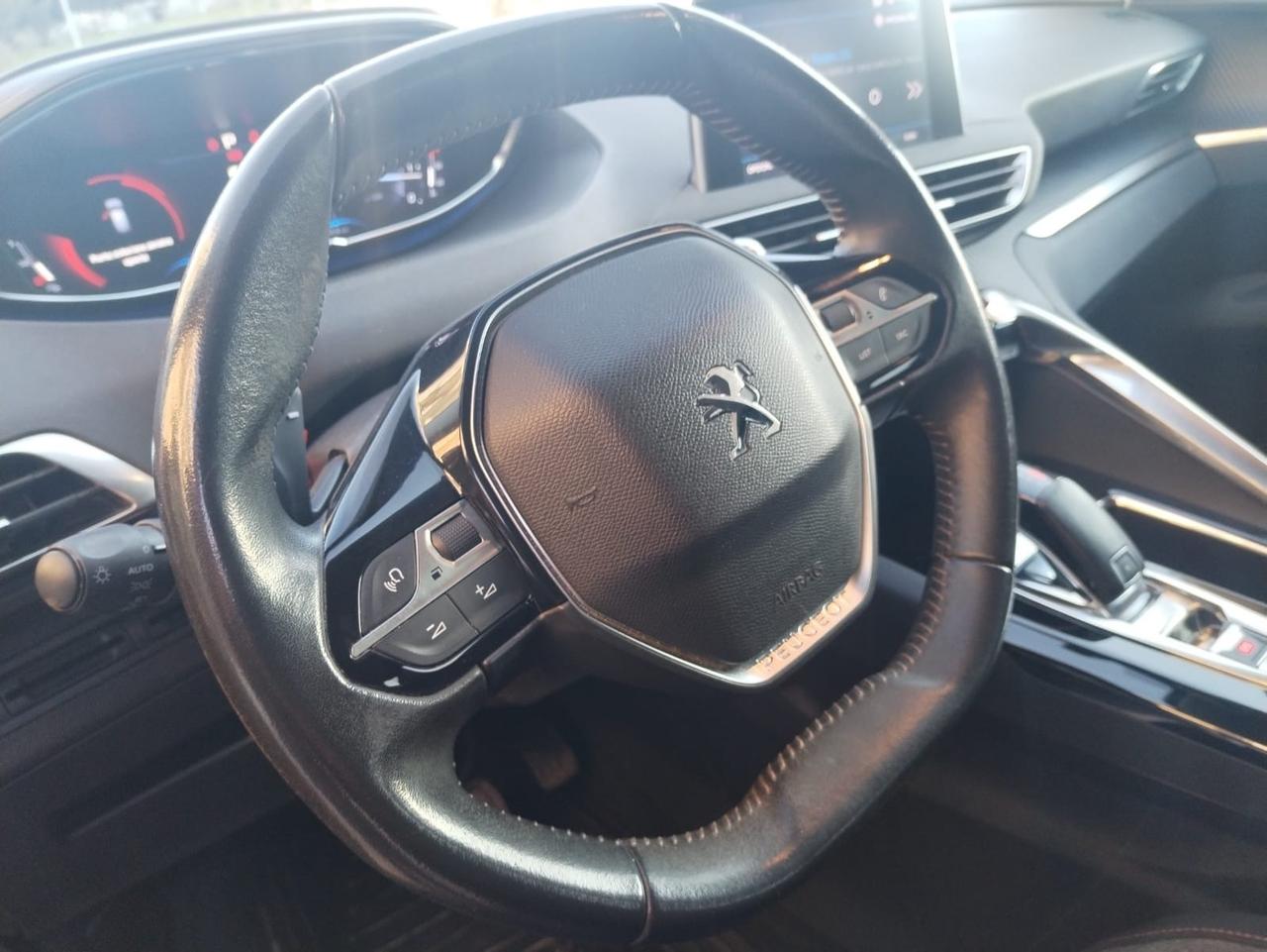 Peugeot 3008 BlueHDi 130 S&S Allure
