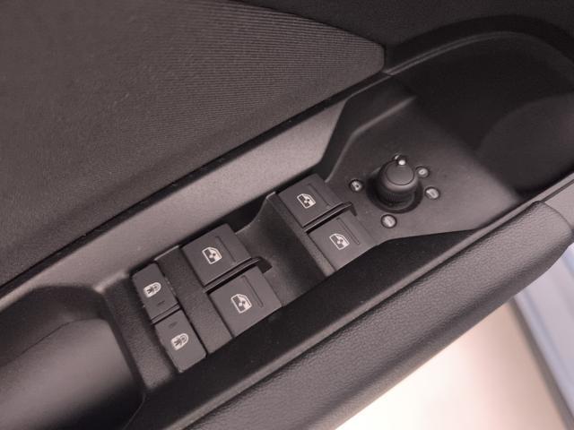 AUDI Q4 e-tron 40 Business Advanced
