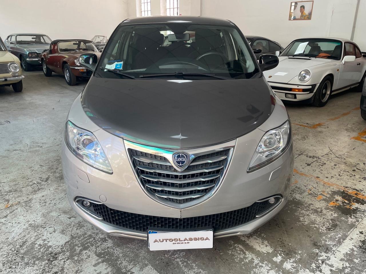 Lancia Ypsilon 1.2 69 CV 5 porte 30th Anniversary 49.000KM!!!