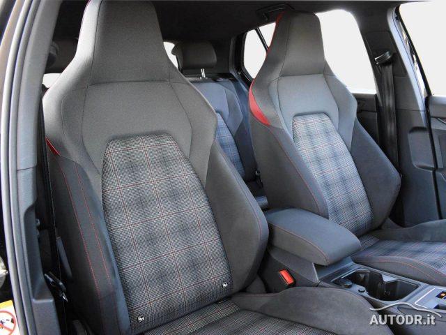 VOLKSWAGEN Golf 2.0 TSI GTI DSG Fari Matrix, Navi, Retrocamera