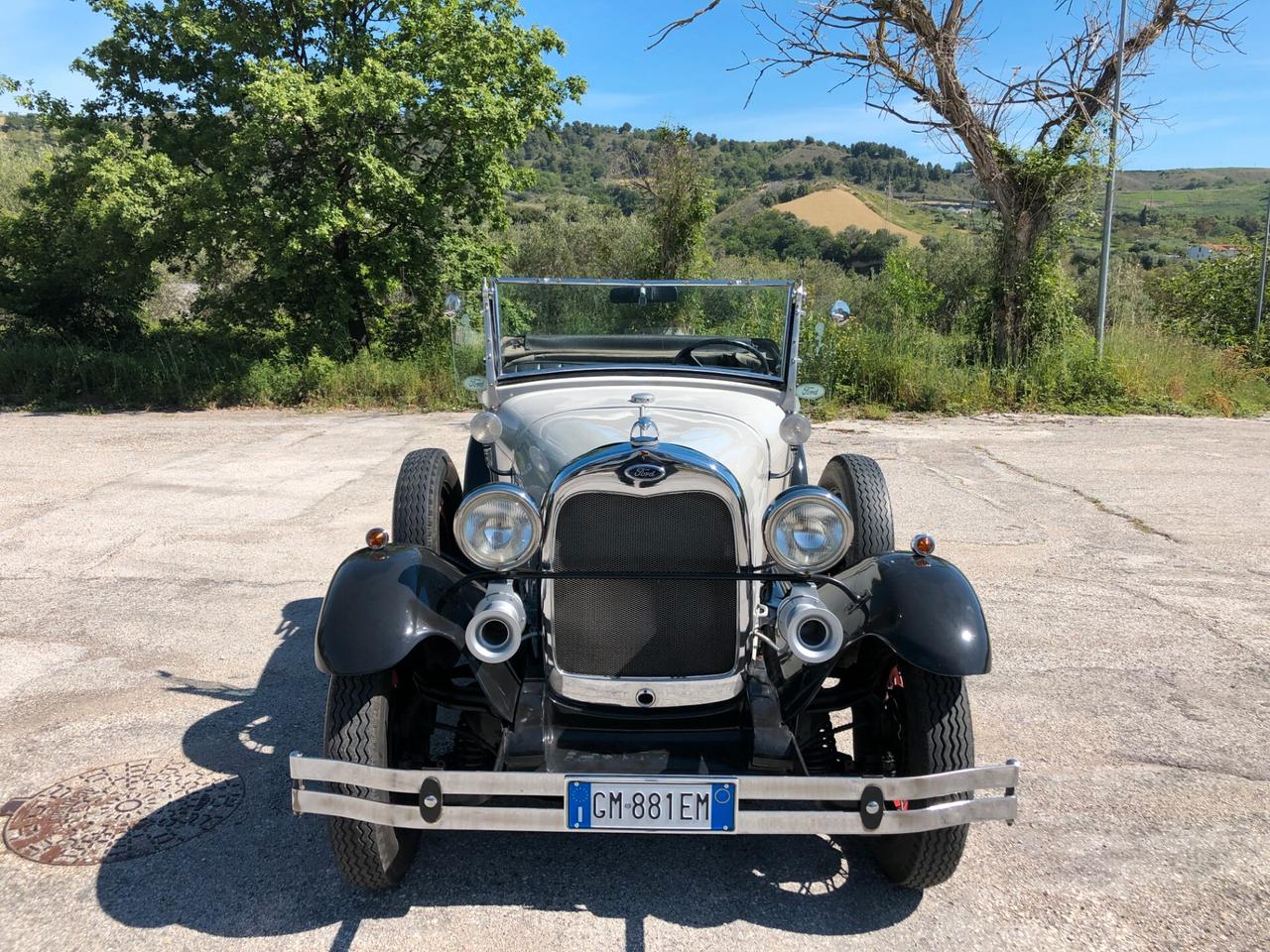 FORD MODEL A ROADSTER