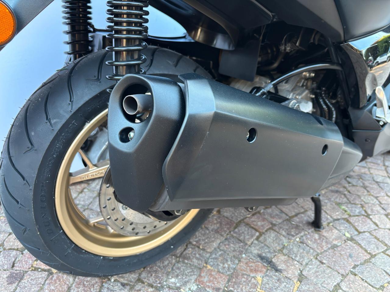 Yamaha X-Max 300 Tech Max