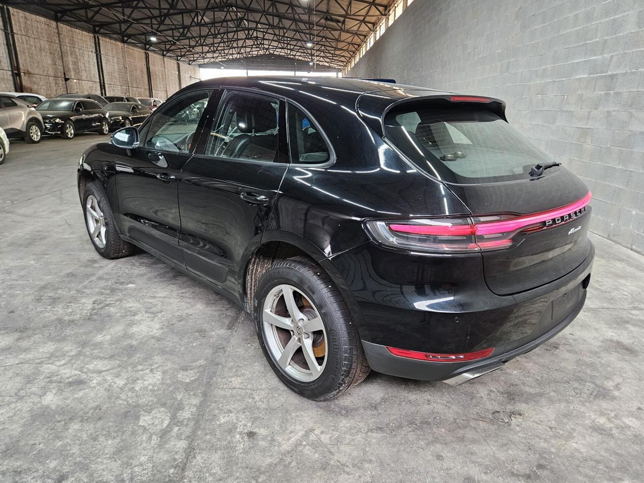 Porsche Macan 2.0 245cv pdk MOTORE ROTTO