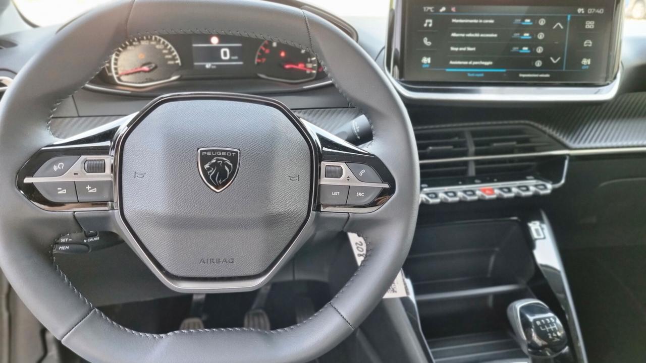Peugeot 208 1.2 puretech STYLE S&S 100 CV, KM ZERO,X NEOPATENTATI
