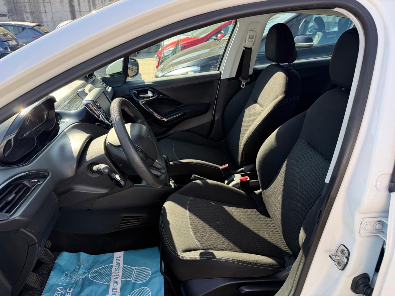 Peugeot 208 1.2 82CV Allure/93.000km/2018
