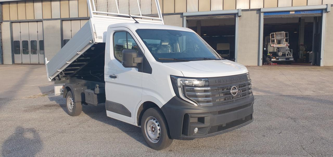 Nissan Interstar Chassis con cassone ribaltabile trilaterale nuovo di fabbrica
