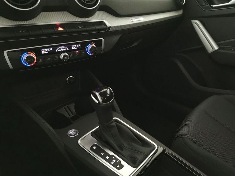 Audi Q2 35 1.5 tfsi Carbon edition s-tronic