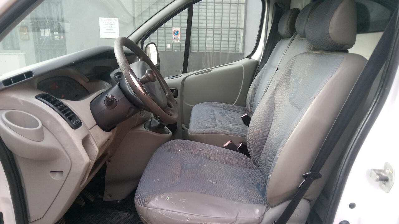Renault Trafic 100dci doppia porta