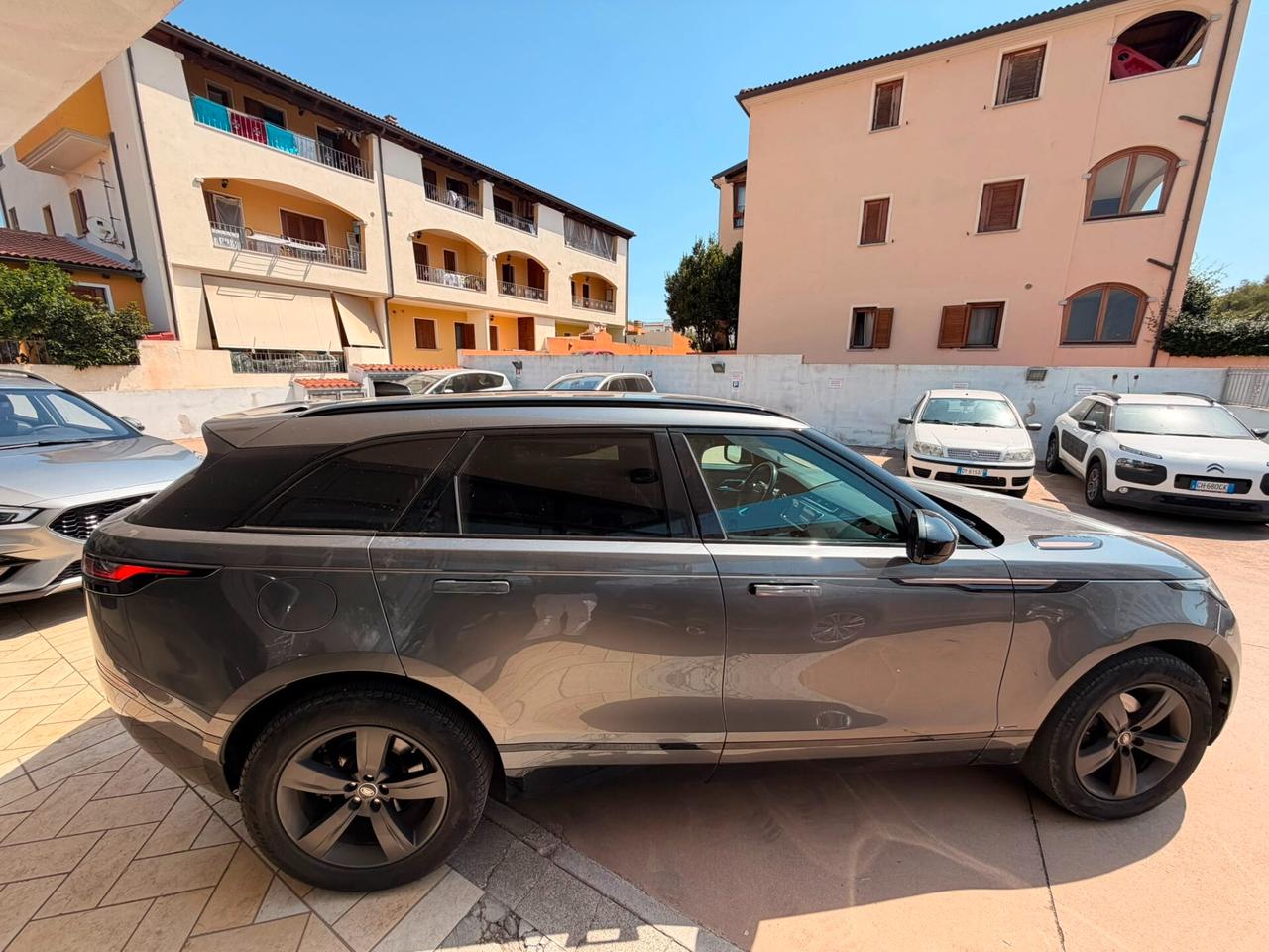 Land Rover Range Velar 2.0D I4 240 CV R-Dynamic S