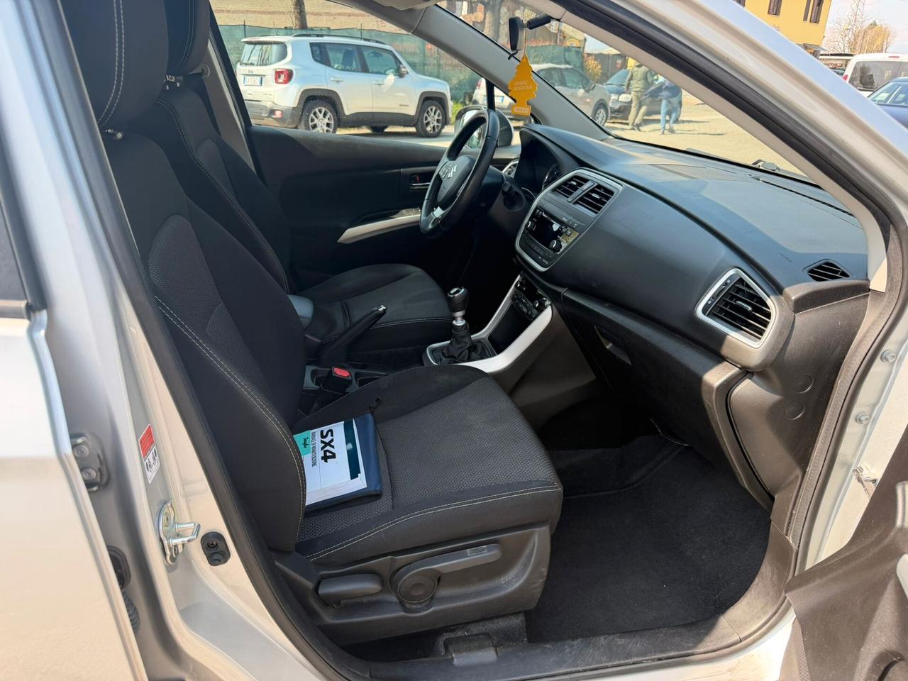 Suzuki S-Cross 1.6 DDiS Style