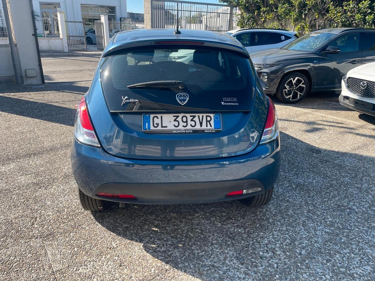 Lancia Ypsilon 1.0 FireFly 5 porte S&S Hybrid Ecochic Silver