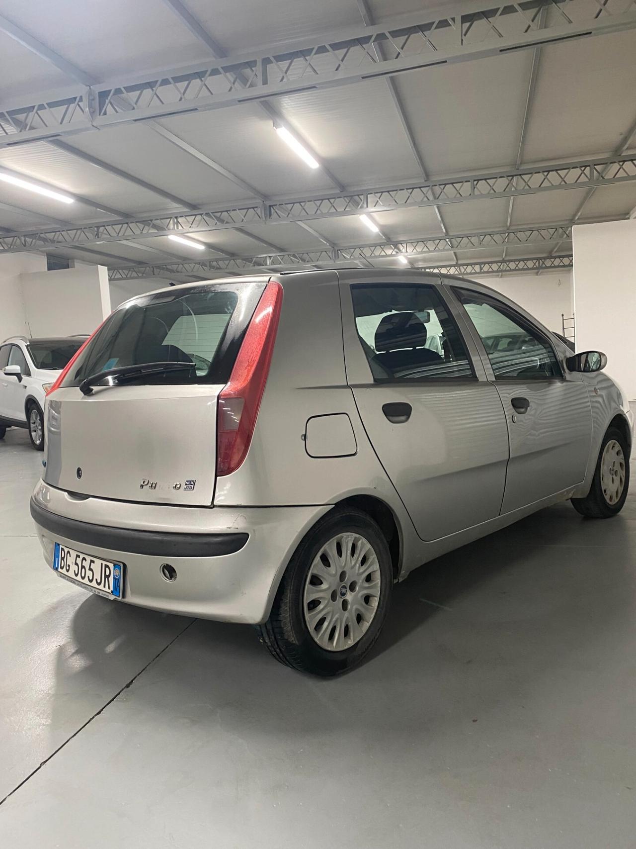 Fiat Punto diesel 5 porte NEOPATENTATI