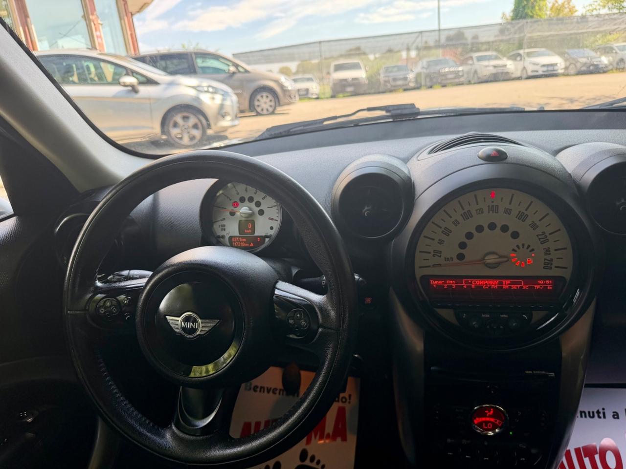 Mini Cooper Countryman 2014 1.6 benzina km 117,000 ok neopatentati