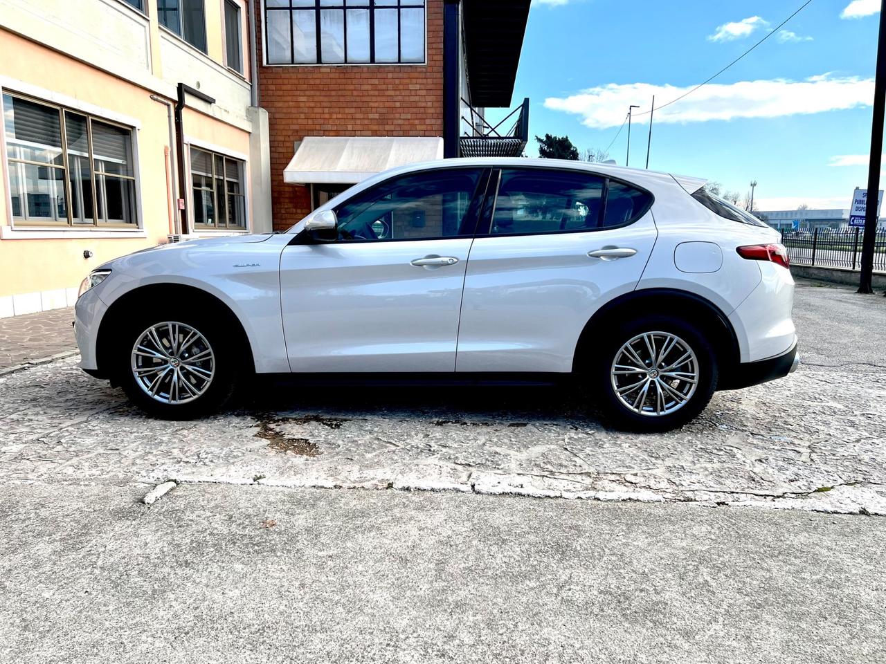 Alfa Romeo Stelvio 2.2 Turbodiesel 190 CV AT8 RWD Super