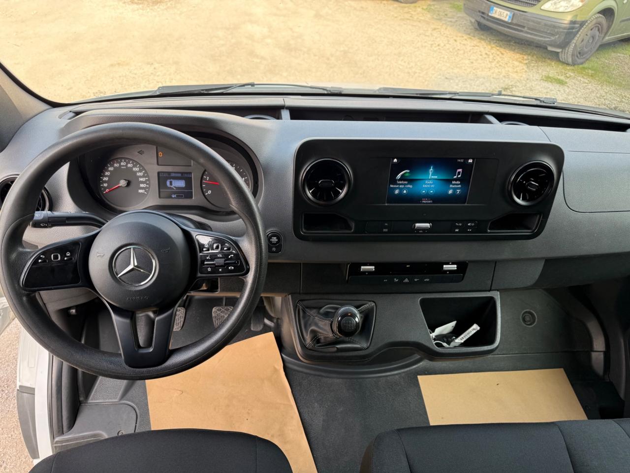 Mercedes Benz Sprinter 311 LH2