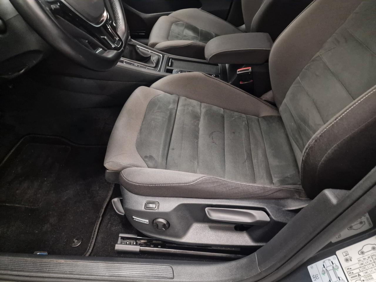 Volkswagen Golf 1.6 TDI 115 CV 5p. Executive BlueMotion Technology