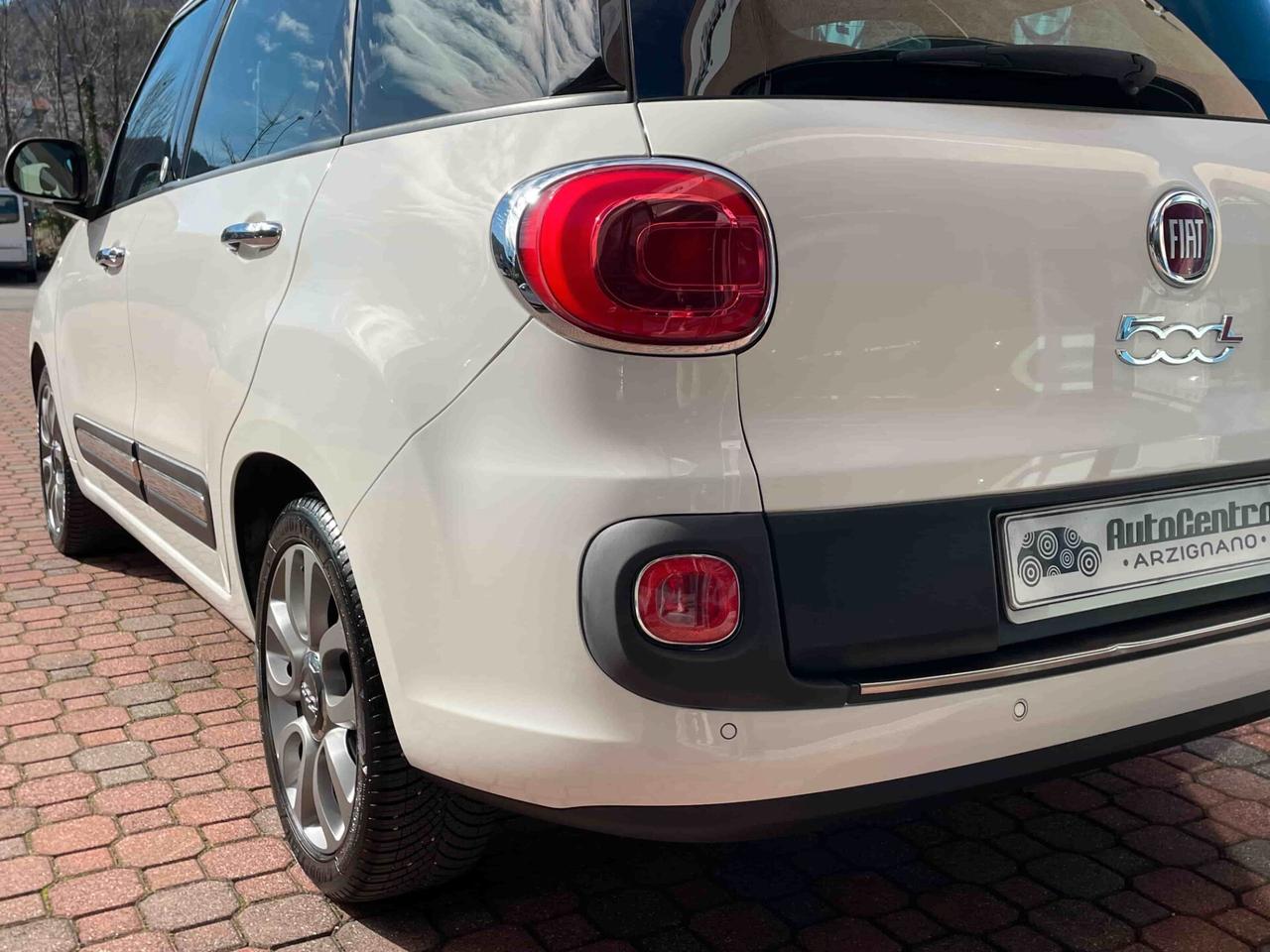 Fiat 500L Living 1.6 Multijet 105 CV Lounge 7 POSTI / NEOPATENTATI