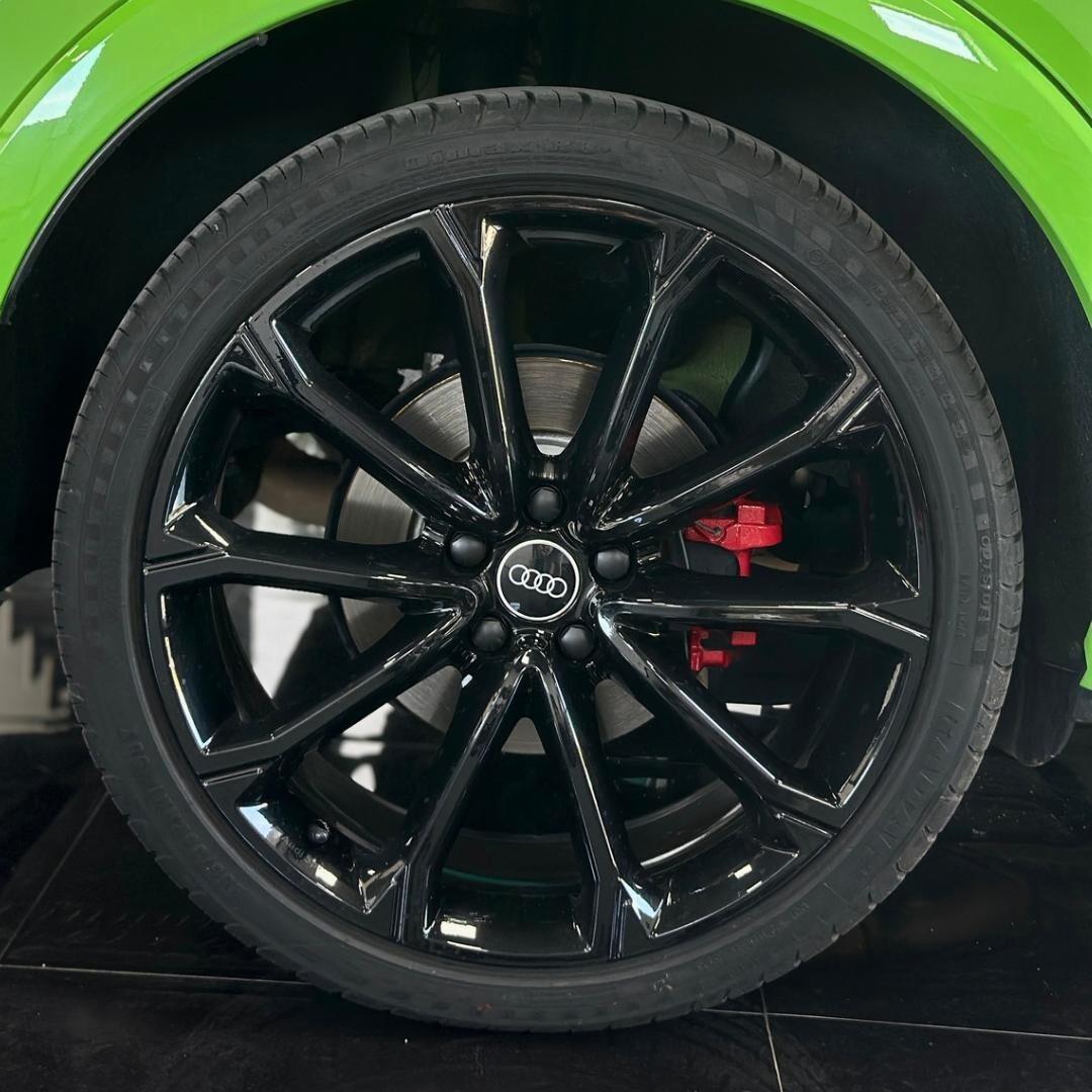 Audi RS Q3 Audi RS Q3 Q3 Sportback RS 2.5 quattro s-tronic