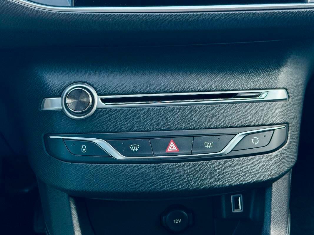 Peugeot 308 1.5 bluehdi Allure s&s 130cv eat8