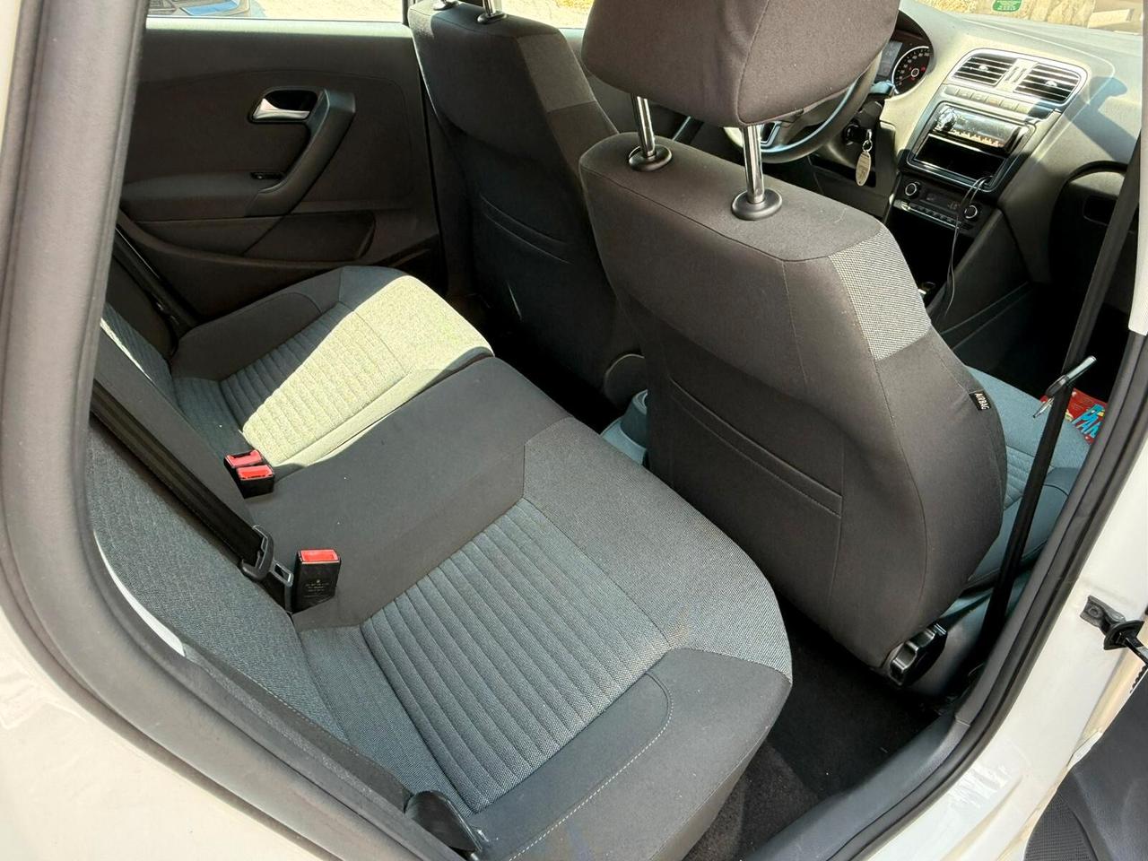Volkswagen Polo 1.2 TDI 75cv Comfortline - 2014