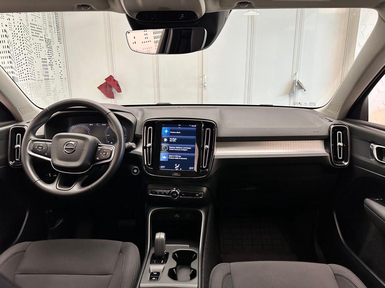 Volvo XC40 1.5 t4 RECHARGE PHEV MOMENTUM
