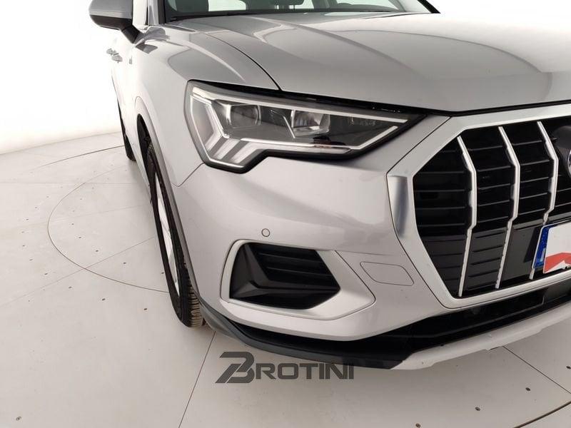 Audi Q3 1.5 35 TFSI Business Advanced