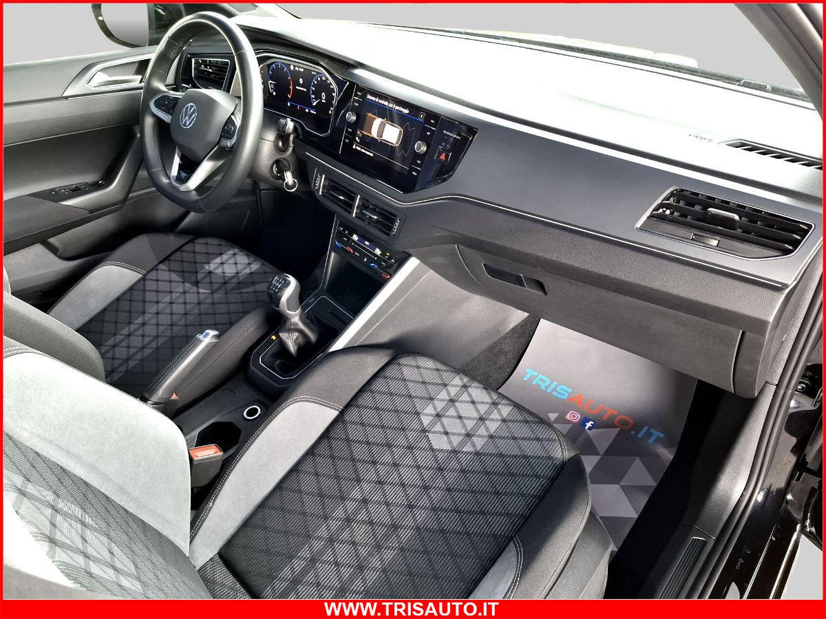 VOLKSWAGEN Taigo 1.0 TSI R-line NEOPATENTATI (TETTO APRIBILE)