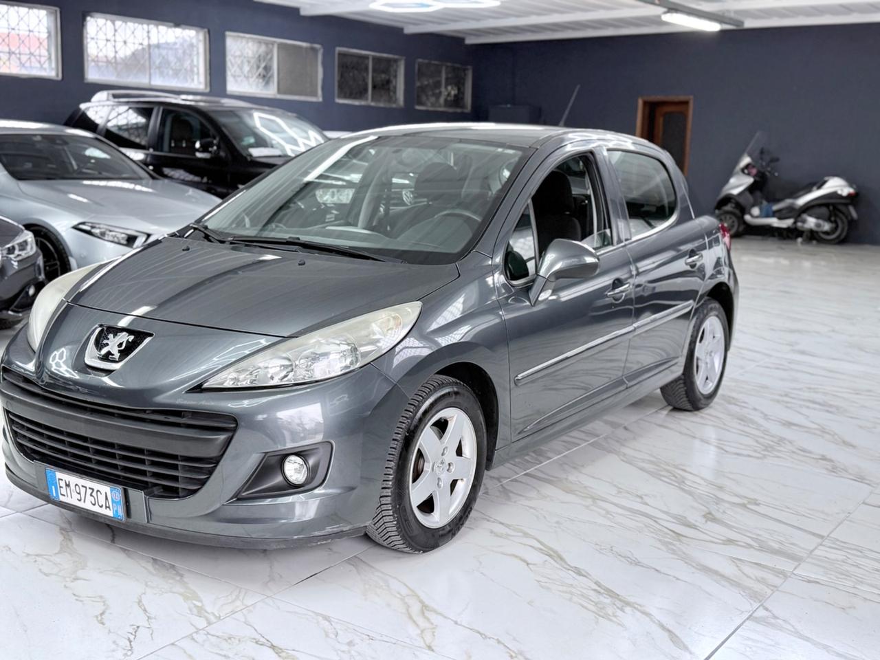 Peugeot 207 1.4 HDi 70CV 5p. Euro 5