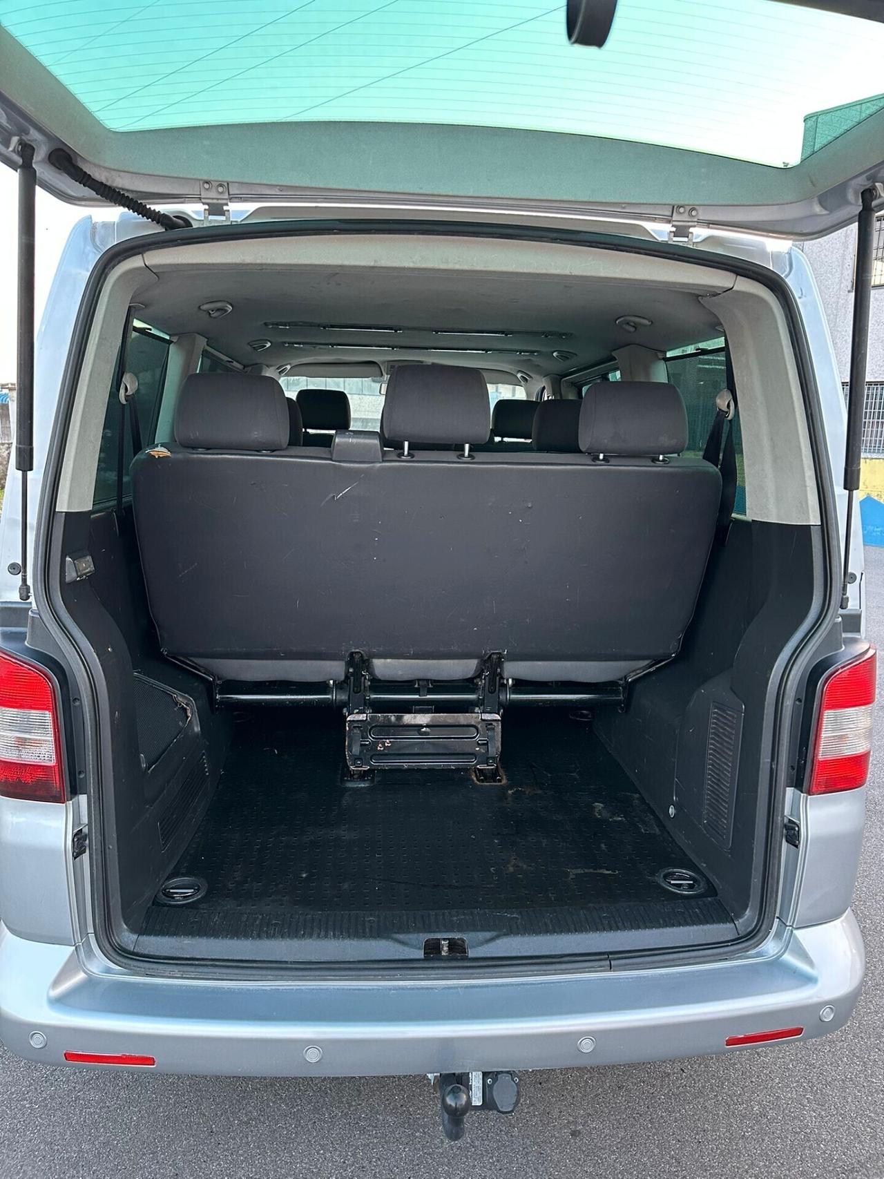 Volkswagen Transporter 2.5 TDI 131CV PC Kombi 9 posti
