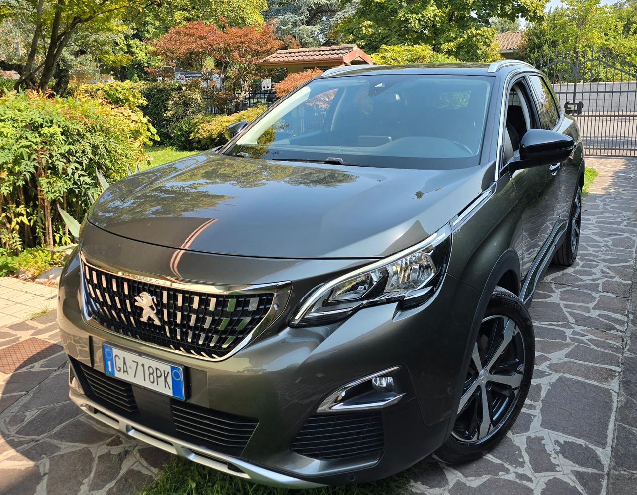 Peugeot 3008 BlueHDi 130 S&S EAT8 Allure