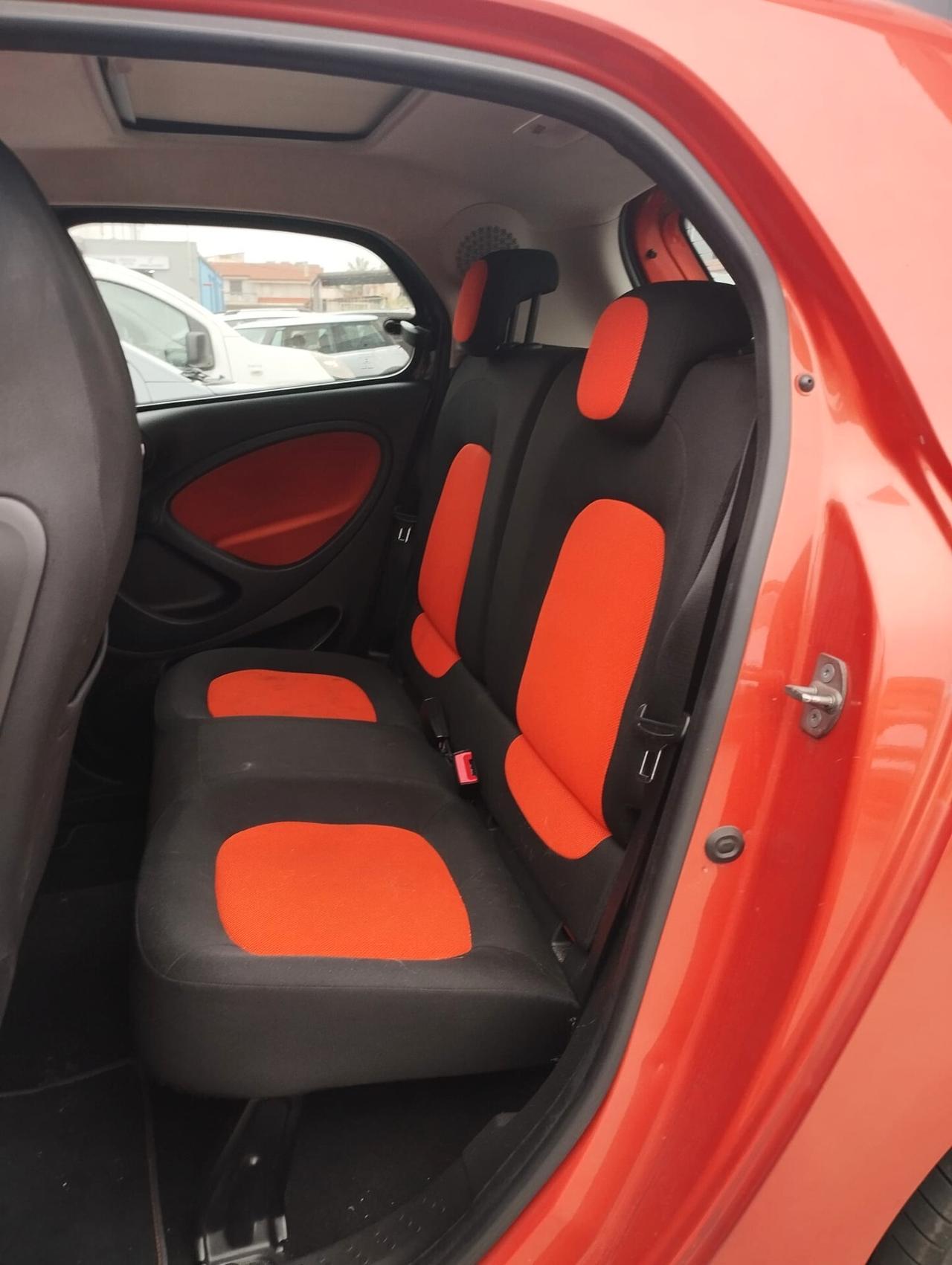 Smart ForFour 70 1.0 Youngster