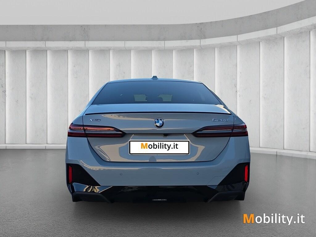 BMW Serie 5 Berlina 520 d 48V M Sport Pro xDrive Steptronic