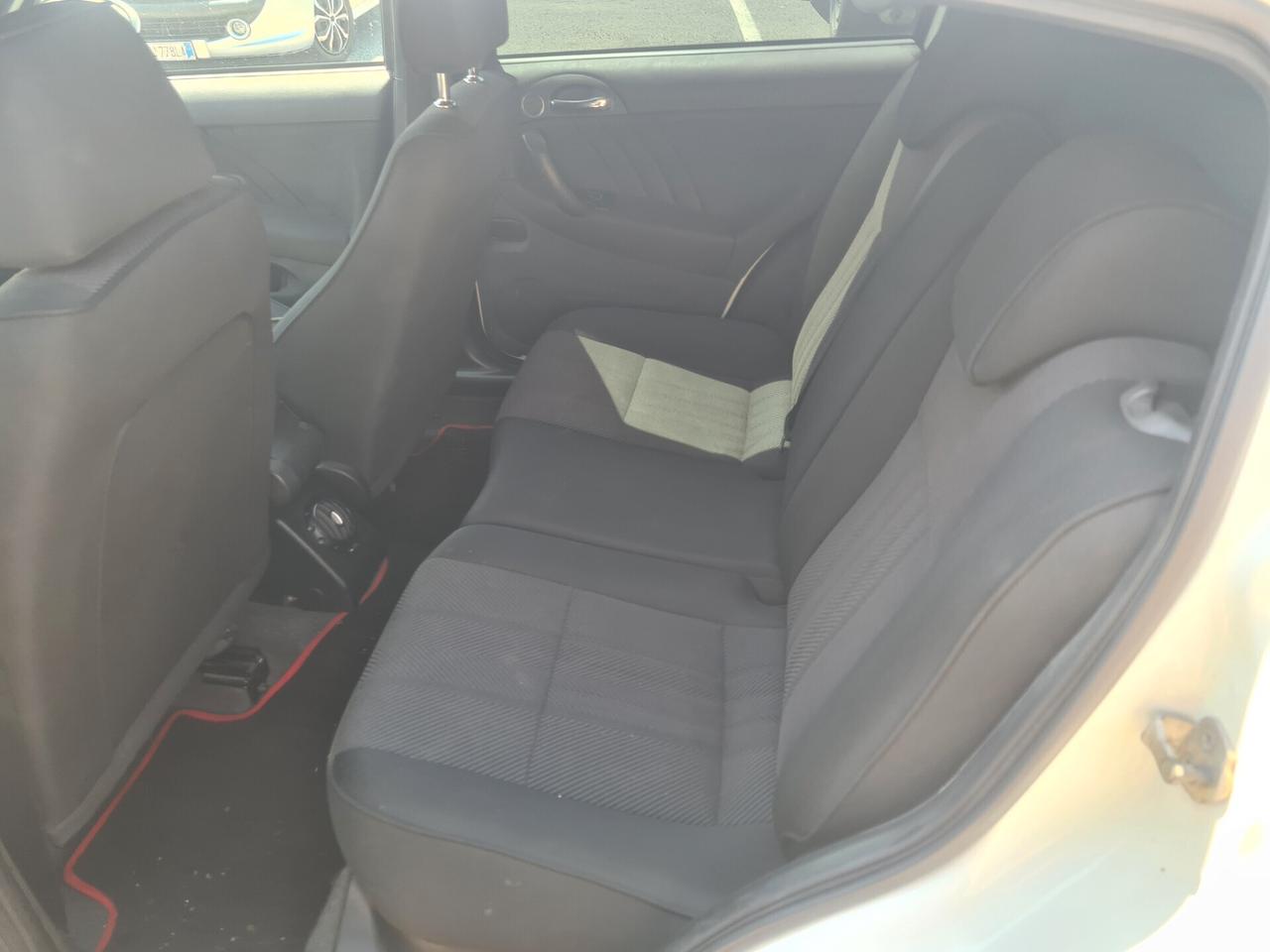 Alfa Romeo 147 1.9 JTD (120) 5 porte Progression