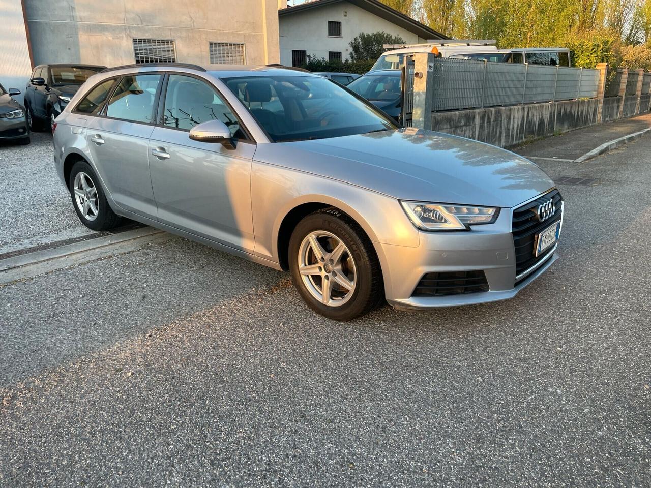 Audi A4 Avant 2.0 TDI 150 CV Business Sport
