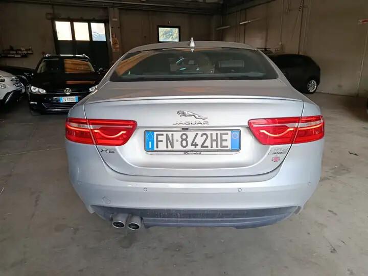 Jaguar XE 2.0 D 180 CV AWD aut. Portfolio