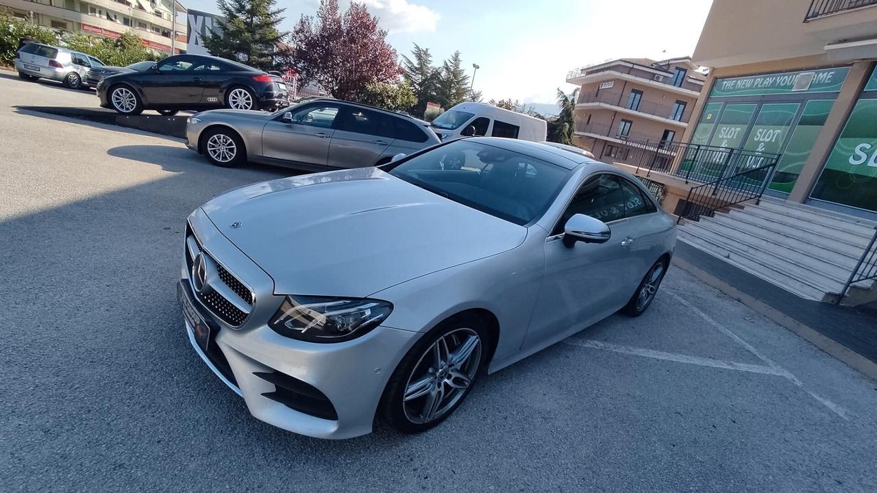 Mercedes-benz E 220 d Auto Premium AMG Coupé