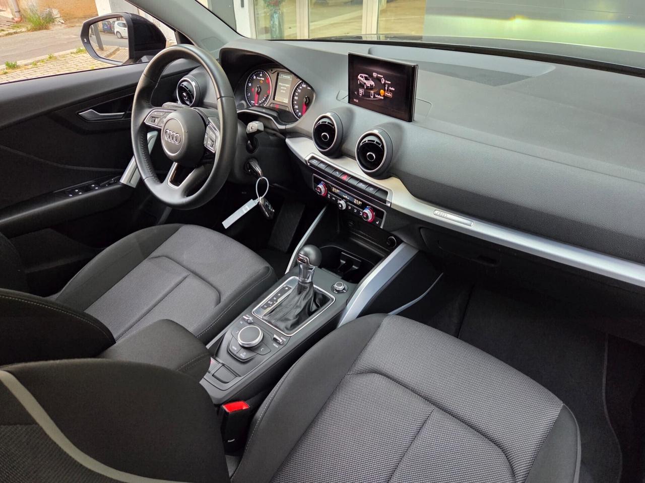 Audi Q2 30 TDI S tronic Admired TELECAMERA
