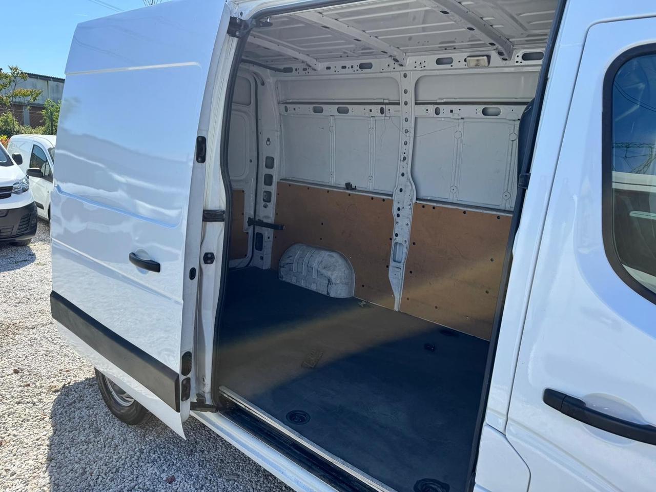 Renault Master T35 2.3 dCi 130CV Iva Compresa