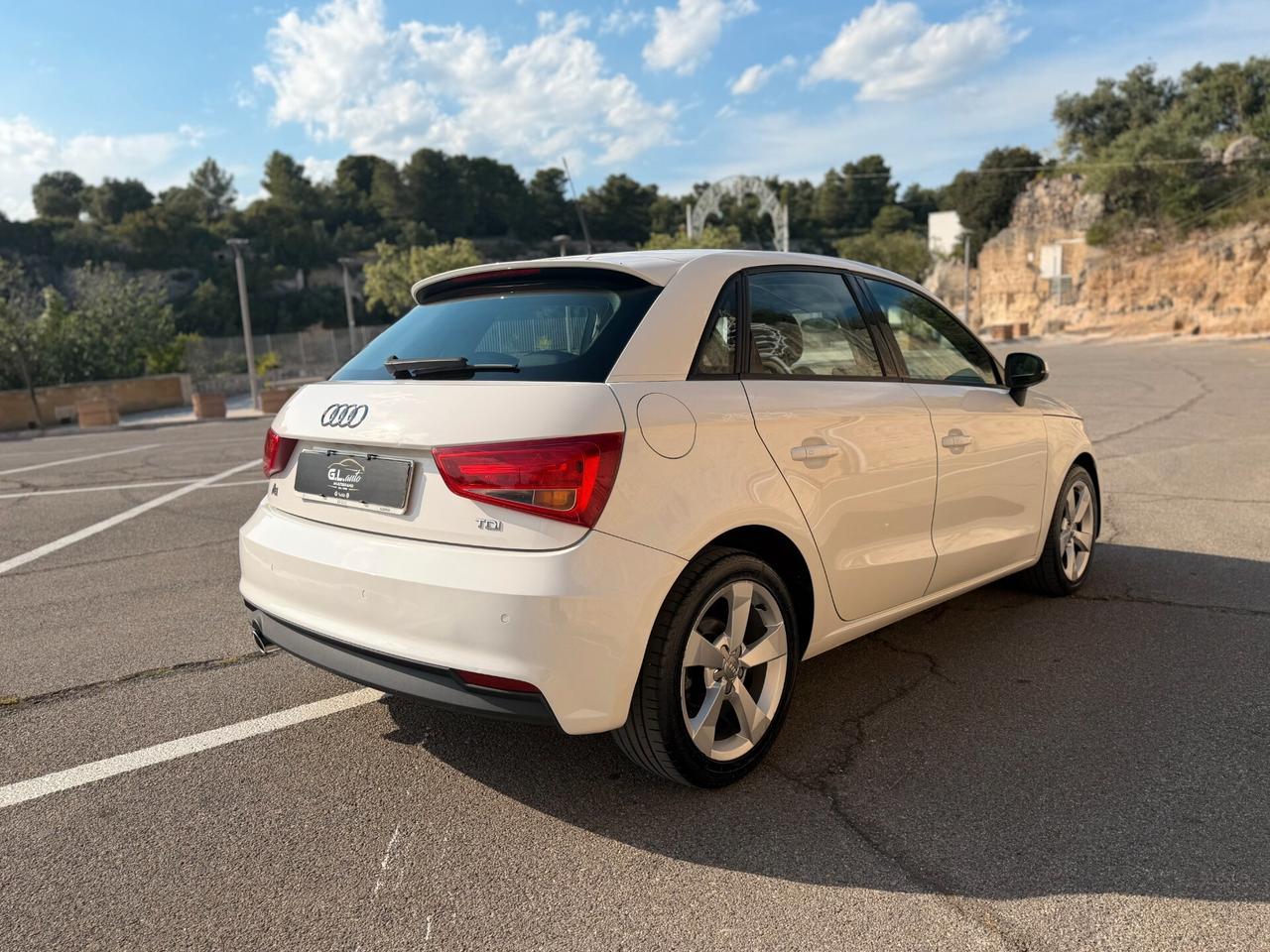 Audi A1 SPB ADMIRED/1.4 TDI 90CV/NAVI/NEOPATENTATI