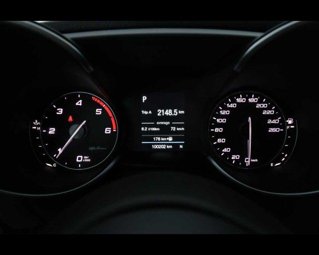 ALFA ROMEO Giulia 2.2 Turbodiesel 160 CV AT8 Business