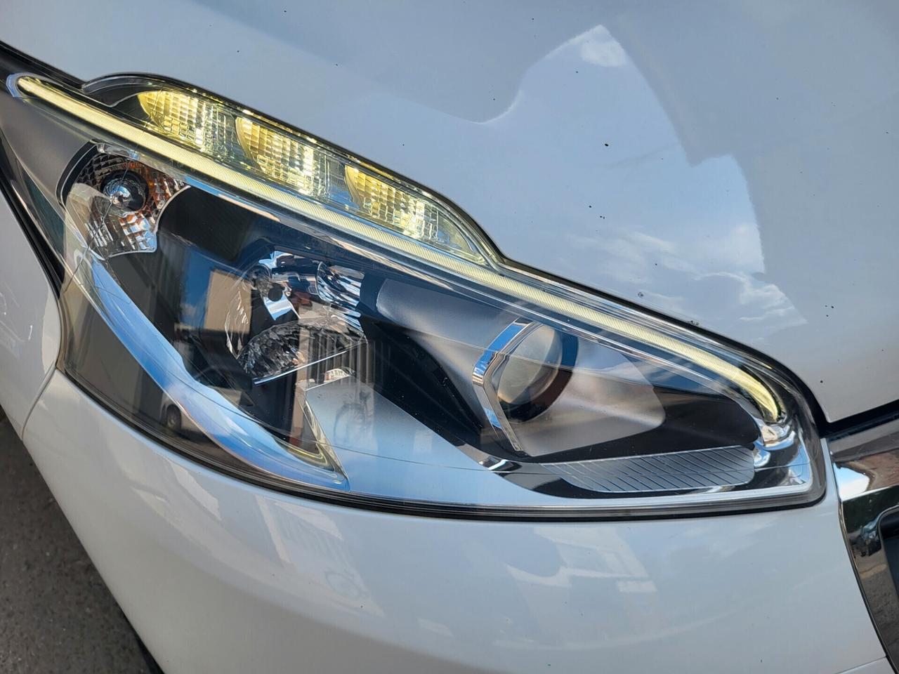 Peugeot 208 BlueHDi 75 5 porte Active