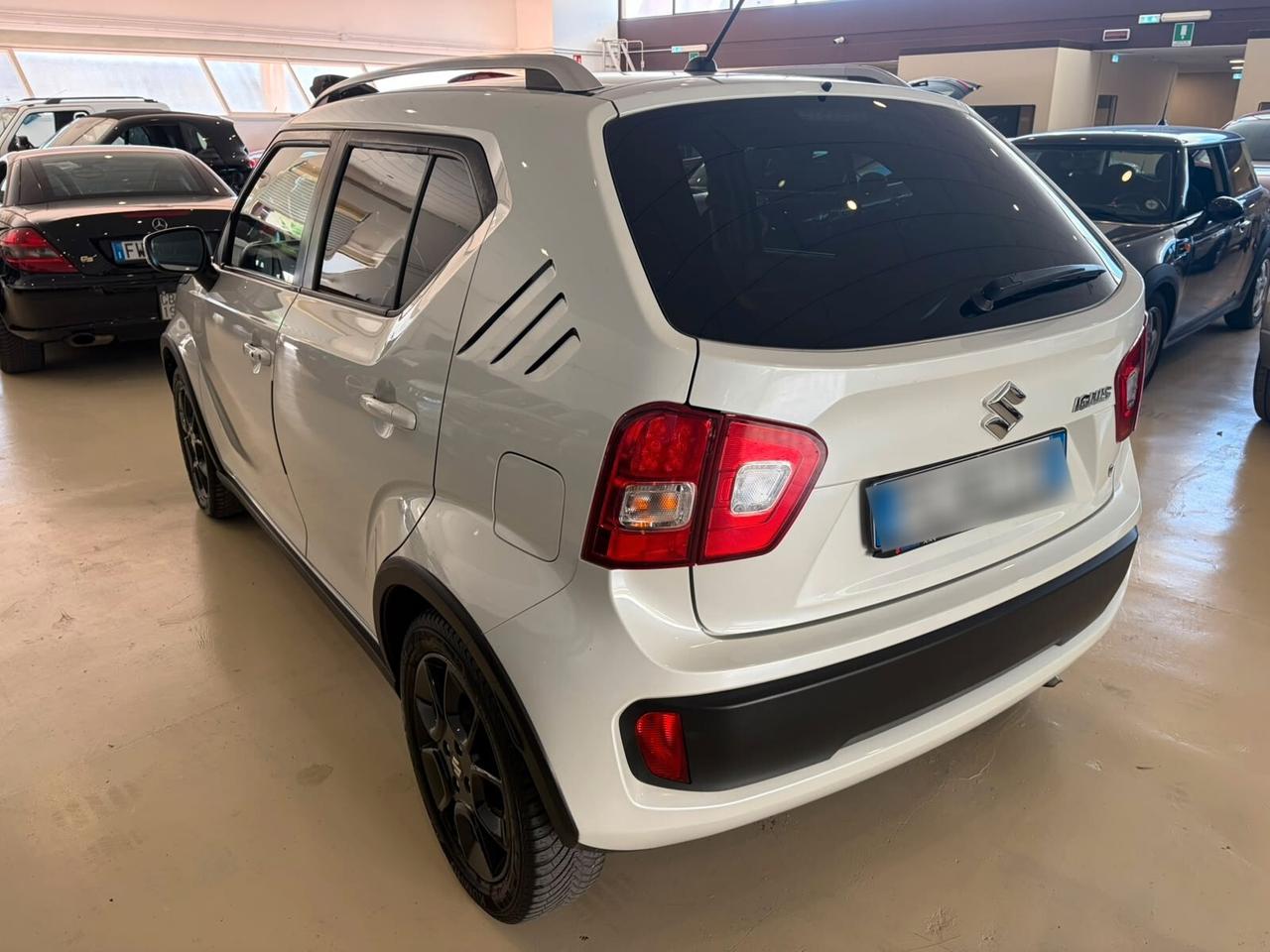 Suzuki Ignis 1.2 Dualjet Top