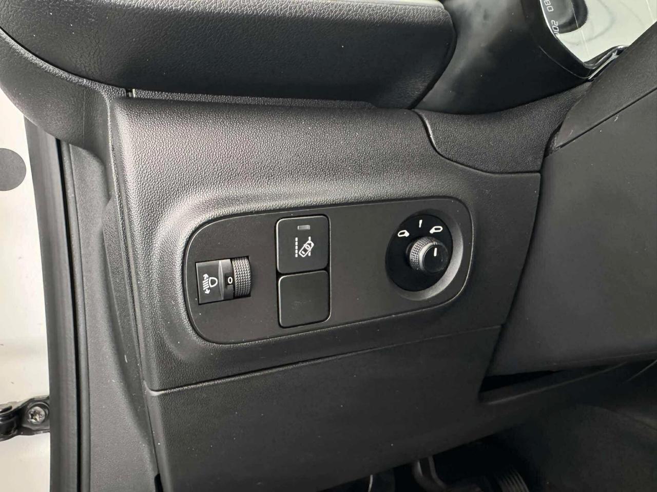 Citroen C3 BlueHDi 100 CV S&S Shine-2022