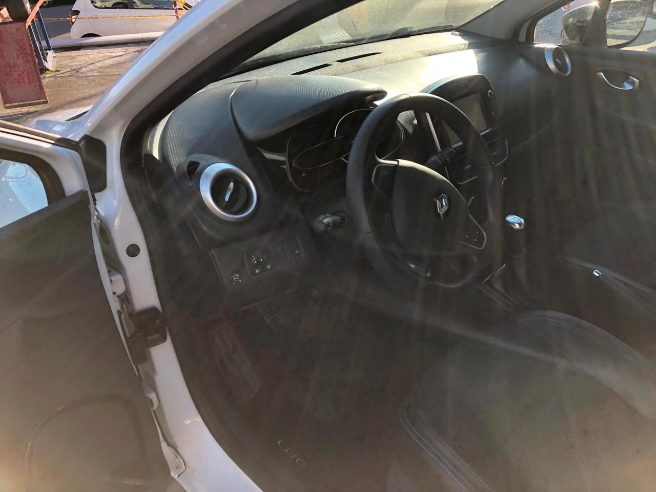 Renault Clio TCe 12V 90 CV GPL UNICO PROPRIETARIO GARANZIA 12 MESI RINNOVABILE FINO A 36 MESI