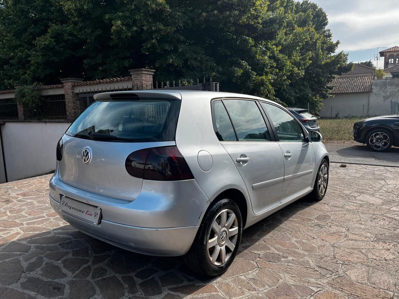 Golf 2.0 16V TDI 5p. Comfortline