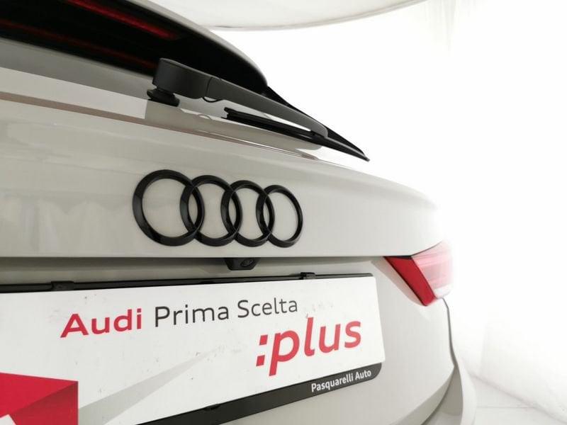 Audi Q3 Sportback 35 2.0 tdi Identity Black s-tronic
