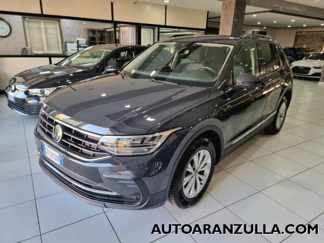 VOLKSWAGEN Tiguan NEW 2.0 TDI 150CV SCR DSG Life Navi - Fari a Led